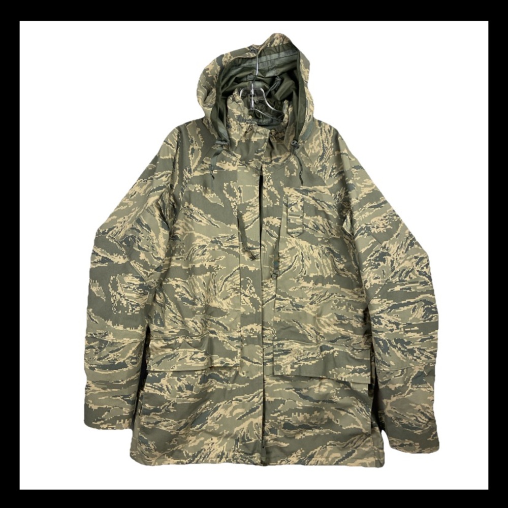 USAF Parka All Purpose Environmental Jacket Men’s Large Camo Goretex USA Propper